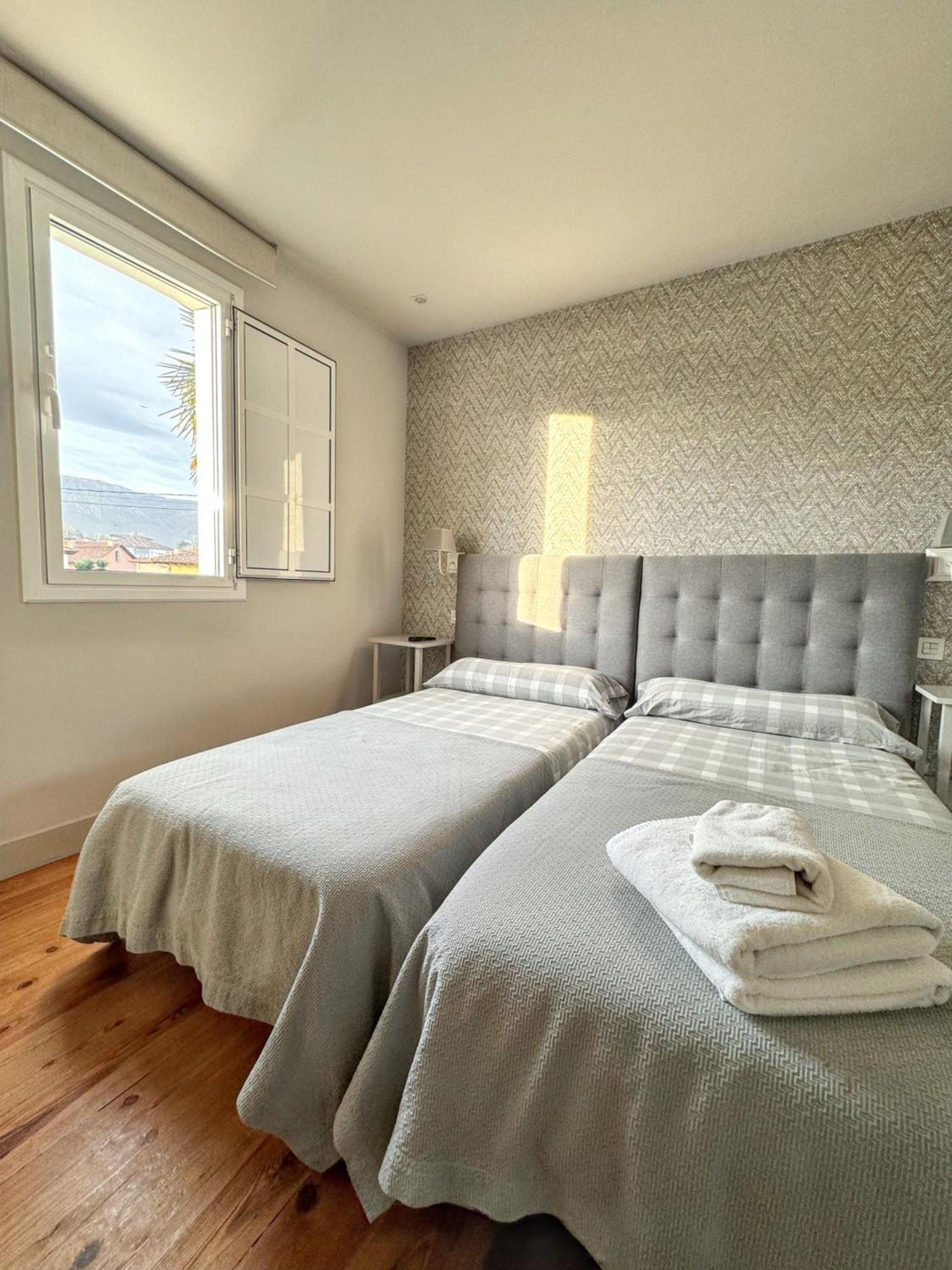 Beautiful Holiday Home In Po De Llanes With Sea View Exterior foto